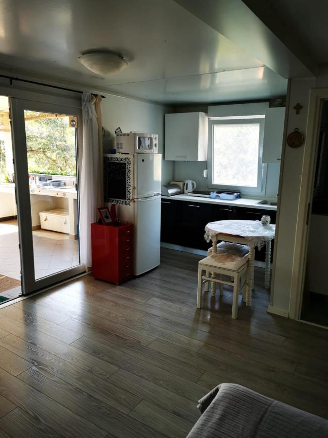 Studio Apartment Rosemary Ровинь Экстерьер фото