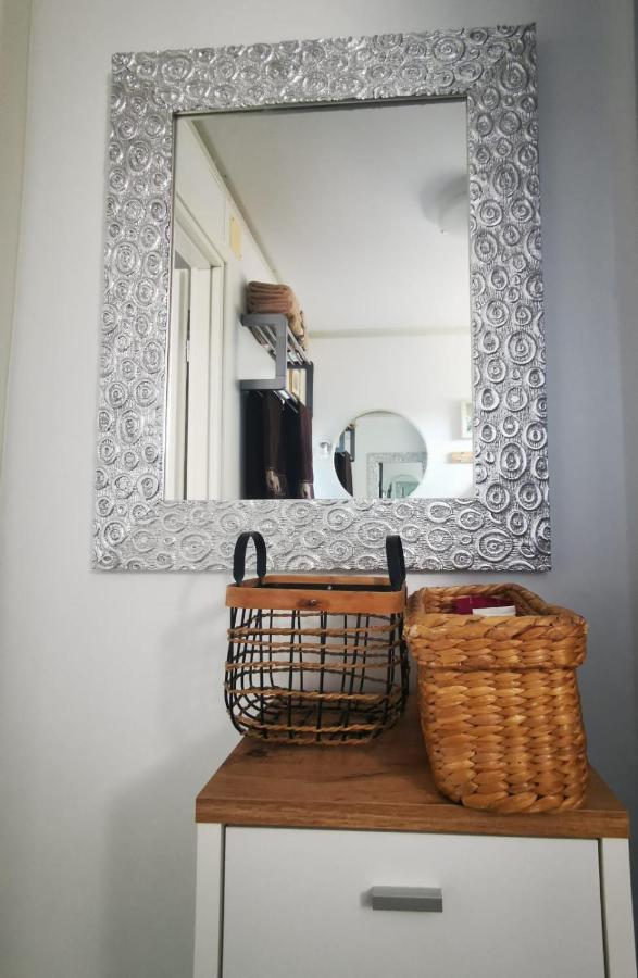 Studio Apartment Rosemary Ровинь Экстерьер фото