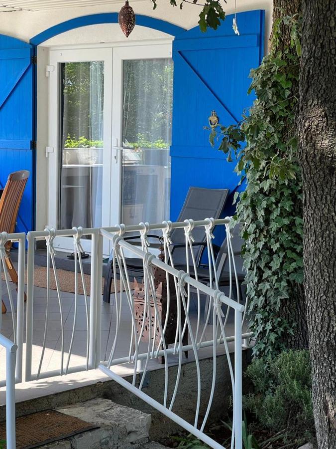 Studio Apartment Rosemary Ровинь Экстерьер фото